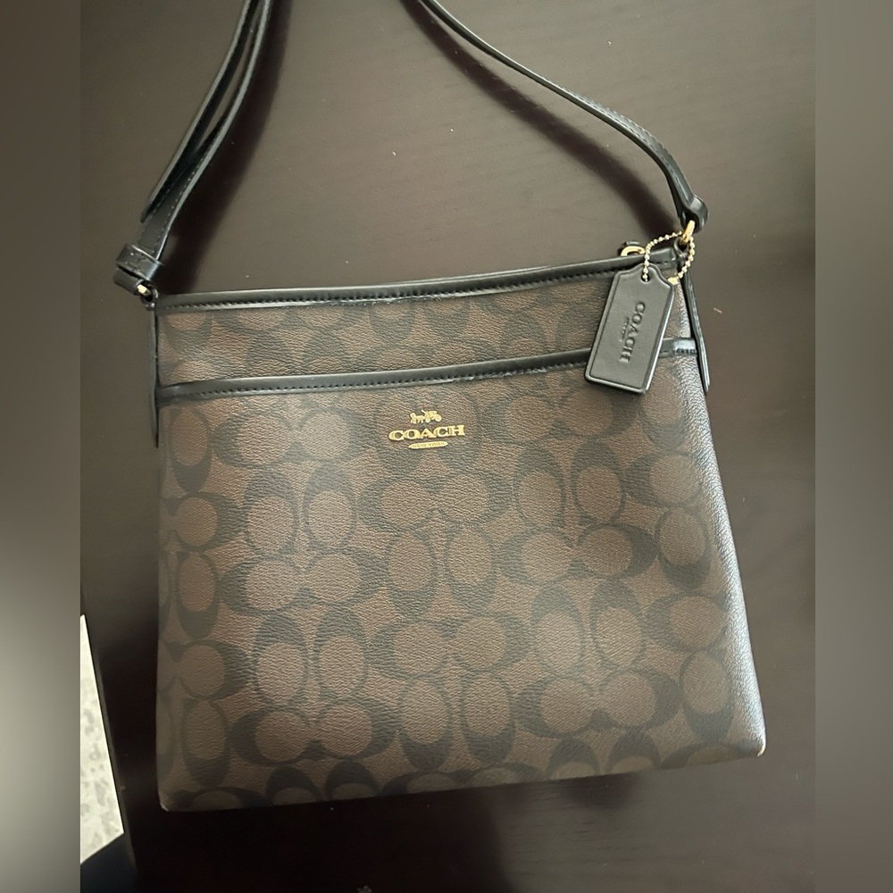 COACH FILE CROSSBODY IN SIGNATURE CANVAS